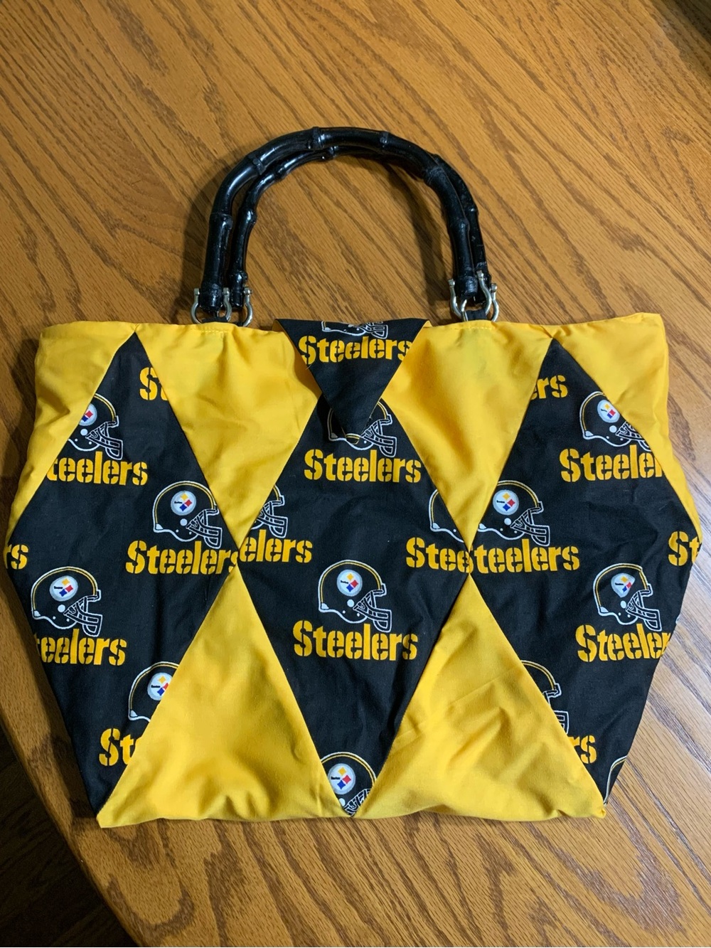 Handmade Pittsburgh Steelers handbag.